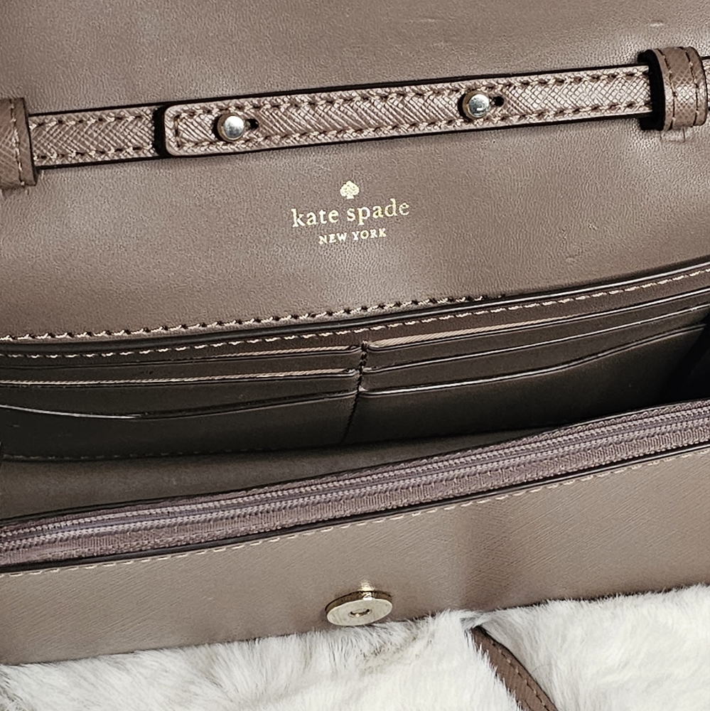 Kate Spade Wallet On Chain (WOC) - Picture 6 of 6